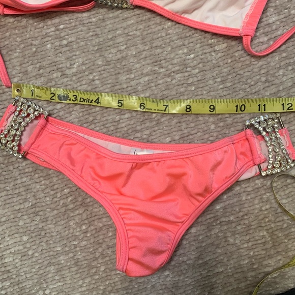 Embellished scrunch butt bikini LMG handmade - Picture 10 of 15